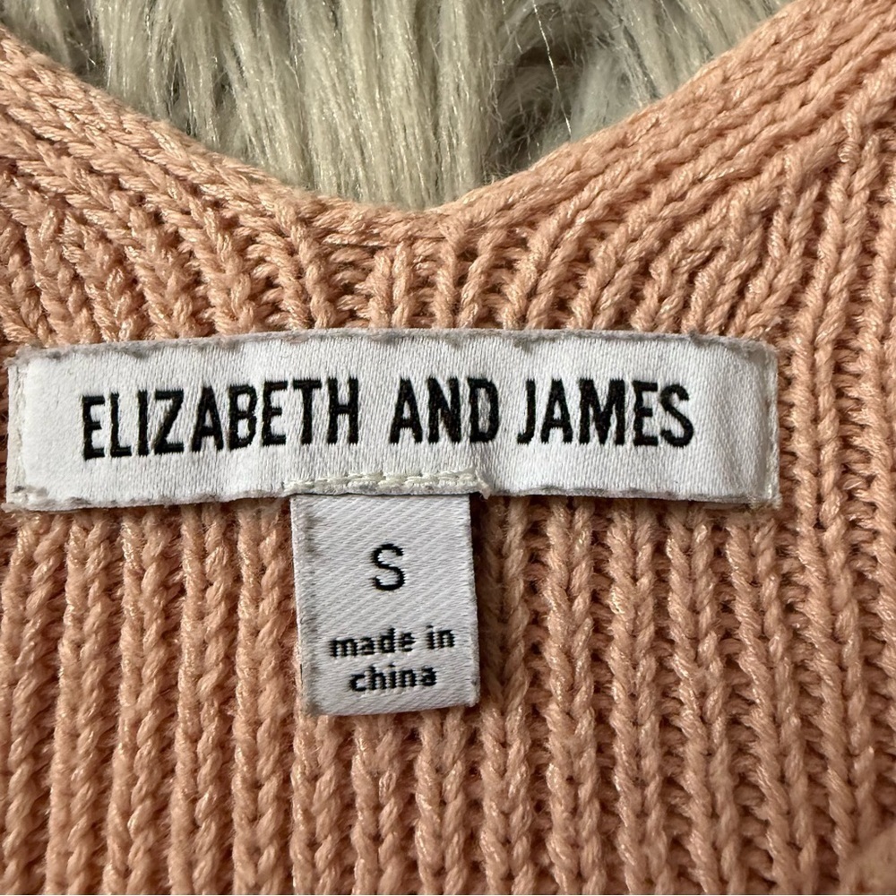 ELIZABETH JAMES Ribbed Knit Sweater Tank Size Small - Picture 3 of 5